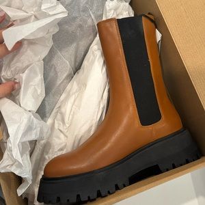 Zara boots, new, never worn, size 38.